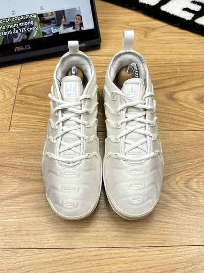 Nike Air Vapormax Plus (38.5)
