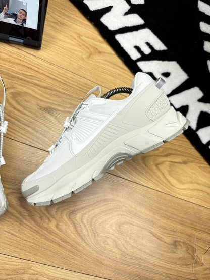 Nike Zoom Vomero Roam (42)