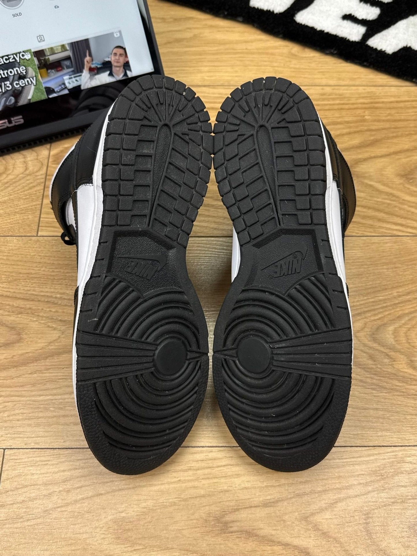 Adidas Handball Spezial “Black Gum” Black Gum — buty sportowe męskie nowe rozmiar 41, zapiętki butów