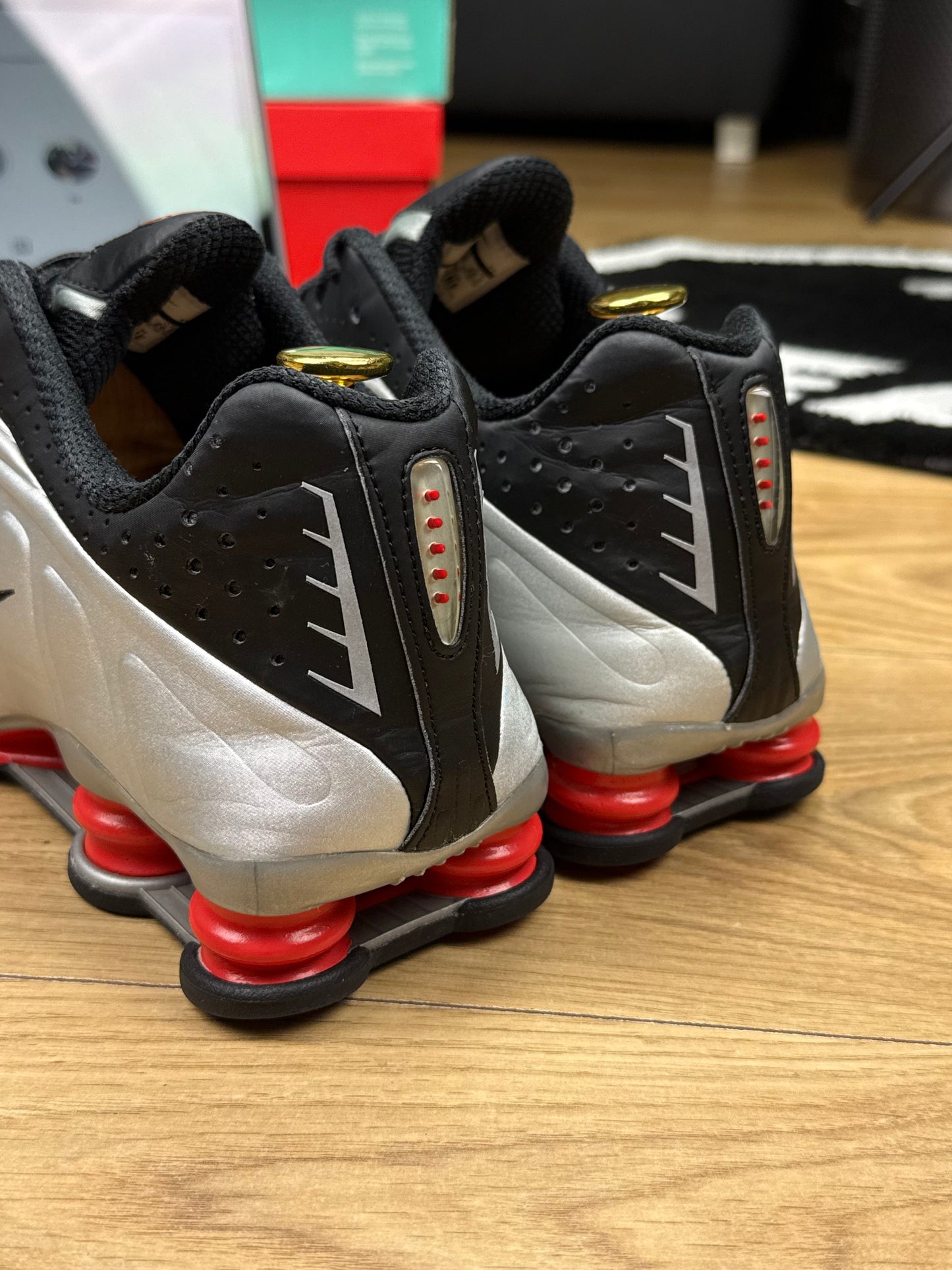 Nike Shox R4 (44.5)