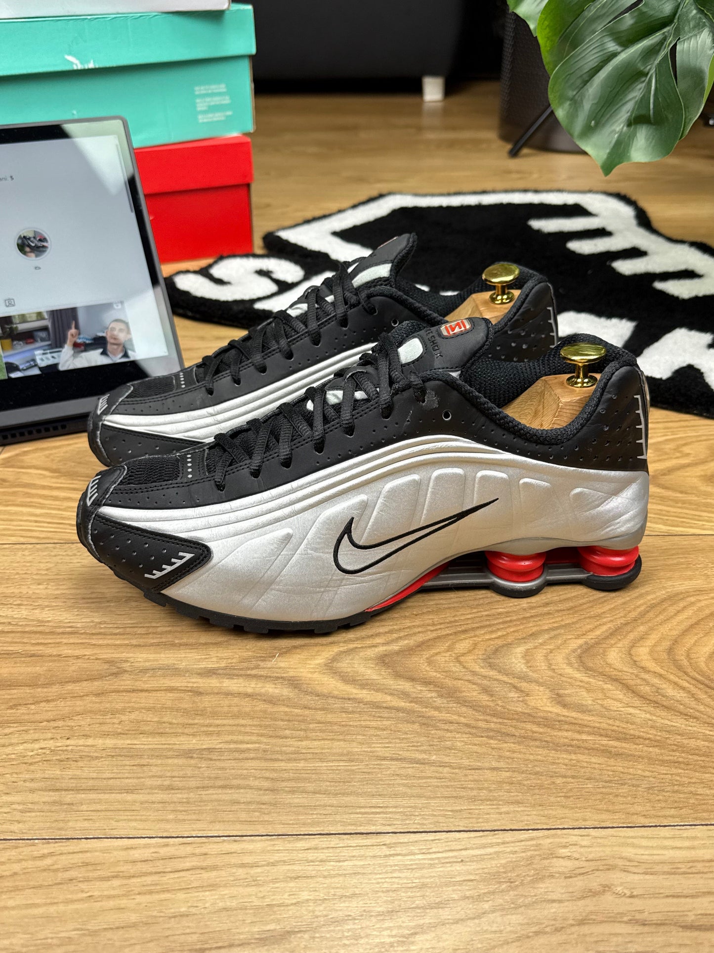 Nike Shox R4 (44.5)
