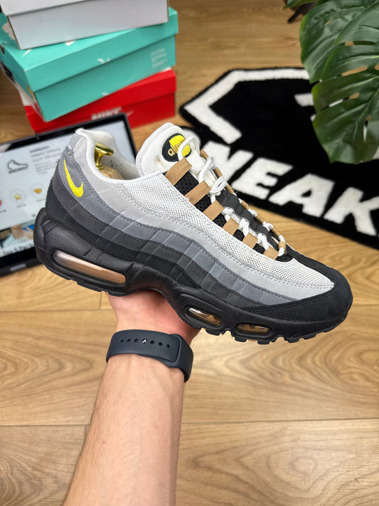 Nike Air Max 95 (42.5)