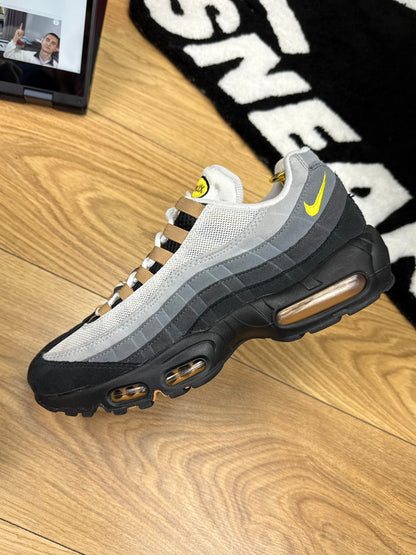 Nike Air Max 95 (42.5)