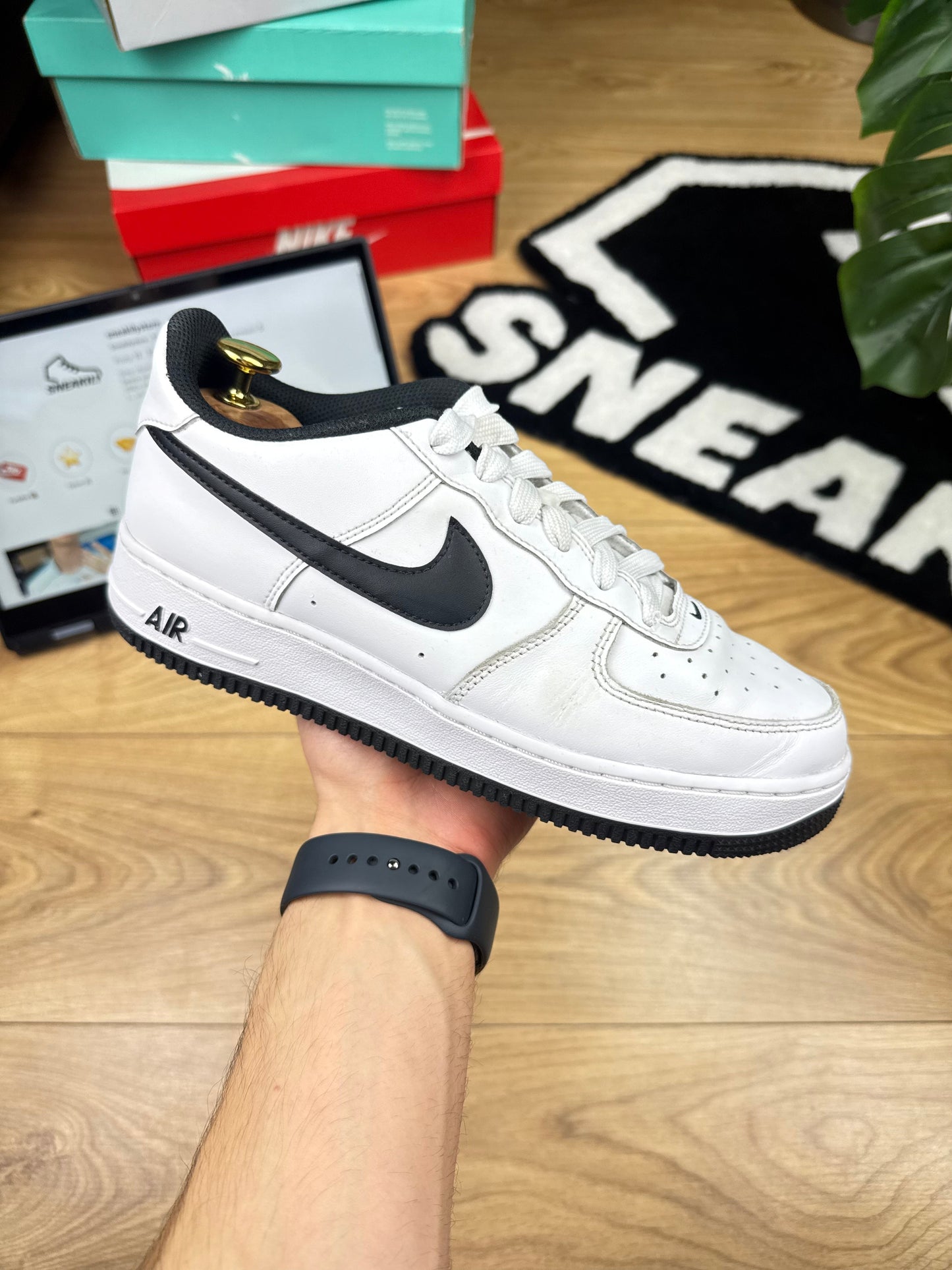 Nike Air Force 1 Low (40)