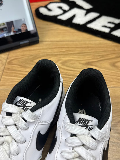 Nike Air Force 1 Low (40)