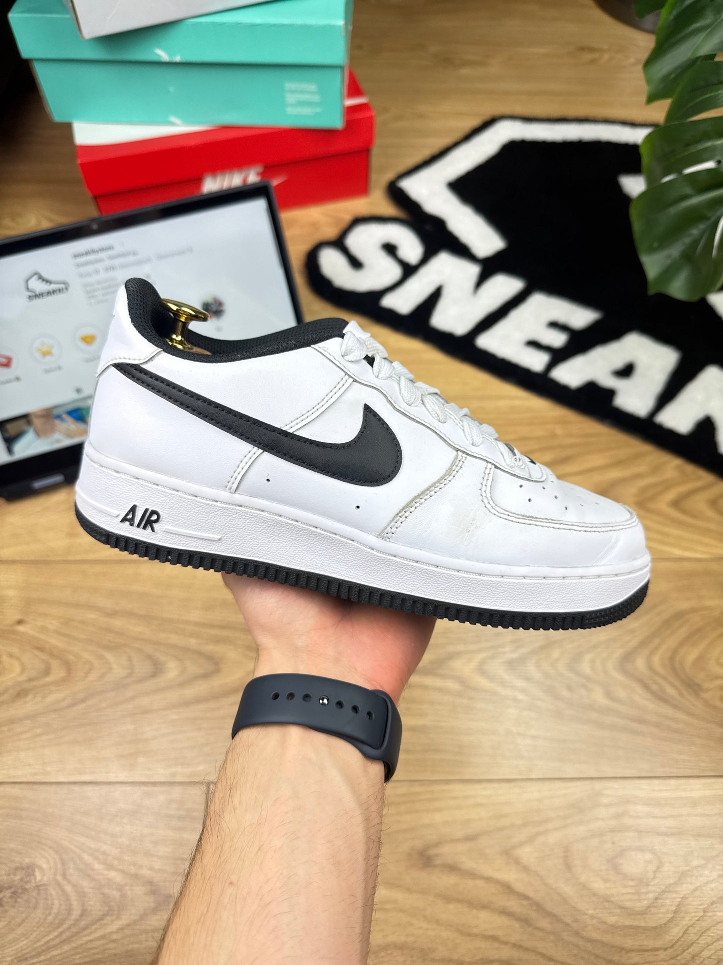 Nike Air Force 1 Low (40)