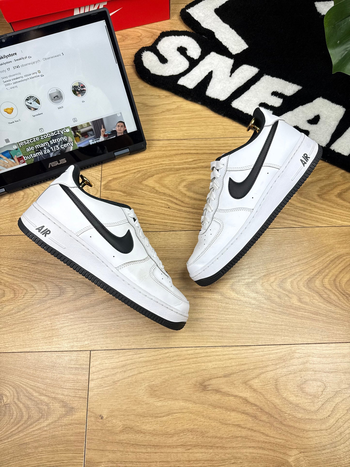 Nike Air Force 1 Low (40)