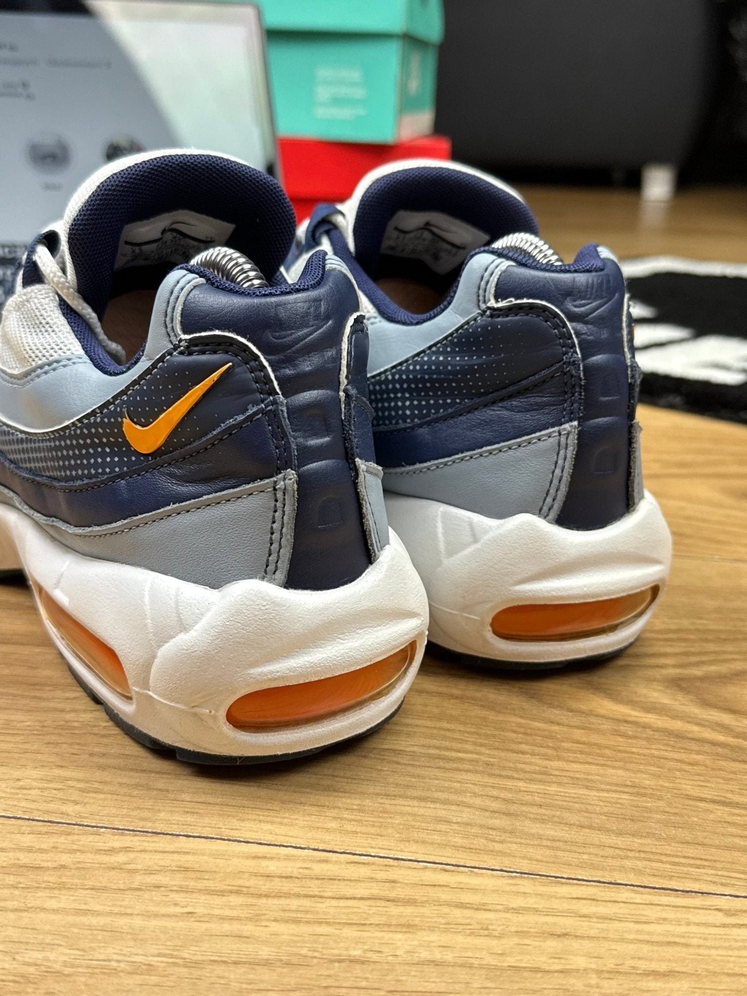 Nike Air Max 95 SE — buty sportowe męskie w bardzo dobrym stanie rozmiar 42, podeszwa