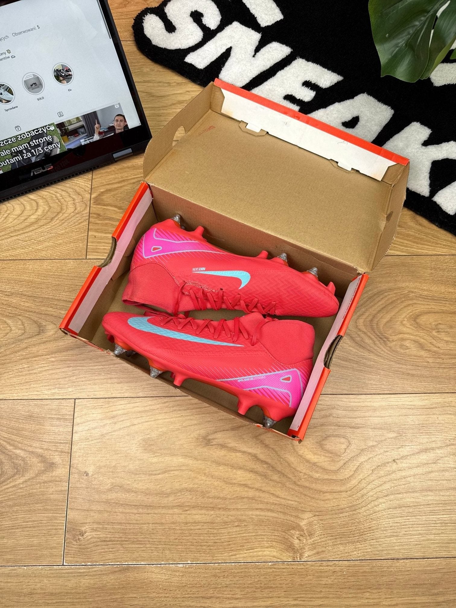 Nike Air Zoom Mercurial Superfly 10 Academy SG-Pro AC — buty sportowe męskie w bardzo dobrym stanie rozmiar 42, boczny profil