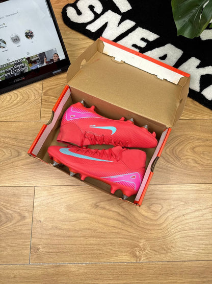 Nike Air Zoom Mercurial Superfly 10 Academy SG-Pro AC — buty sportowe męskie w bardzo dobrym stanie rozmiar 42, boczny profil