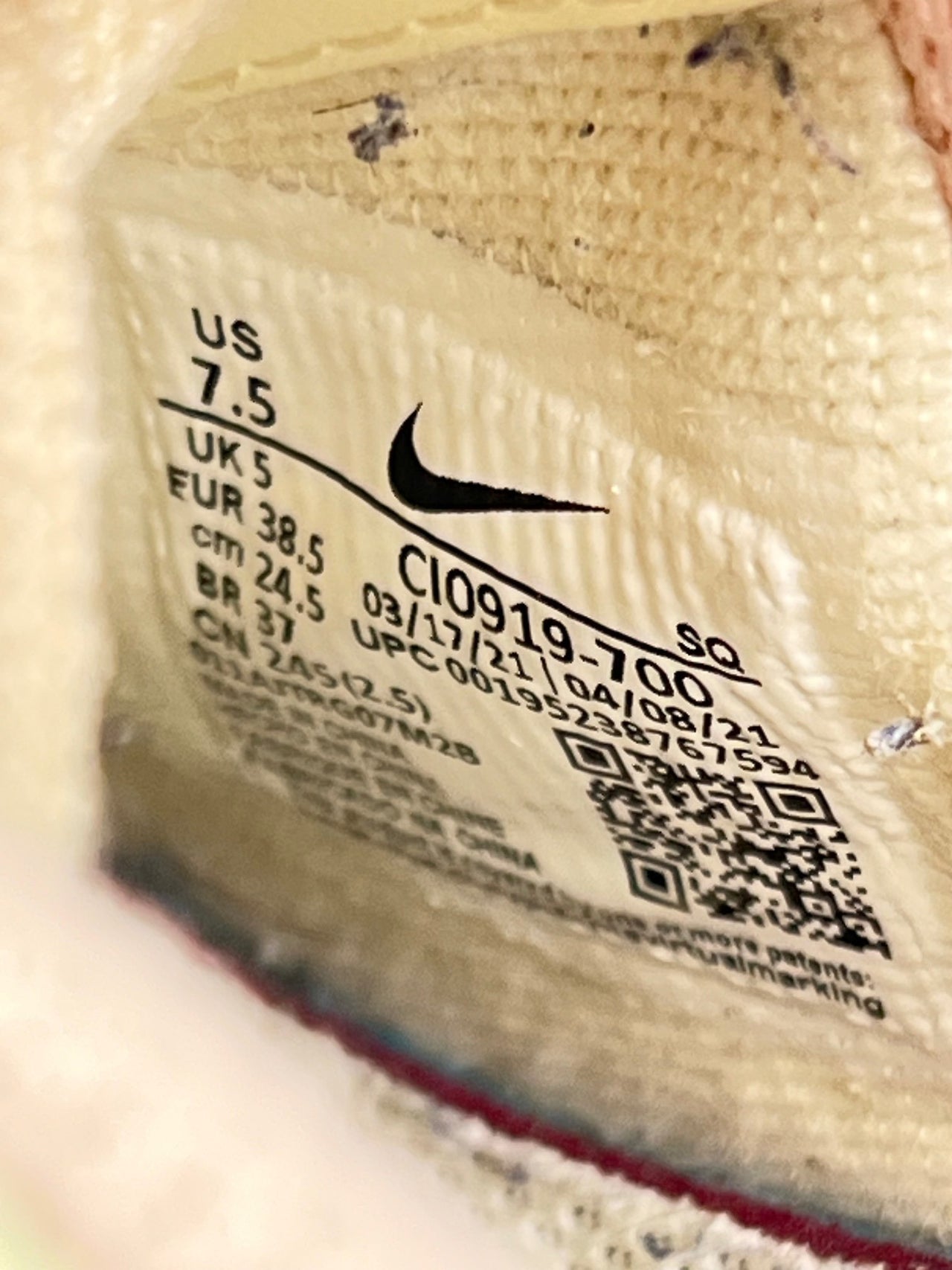 Nike Air Force 1 Low Cashmere — buty sportowe damskie w bardzo dobrym stanie rozmiar 38.5, opcjonalne zdjęcie 1