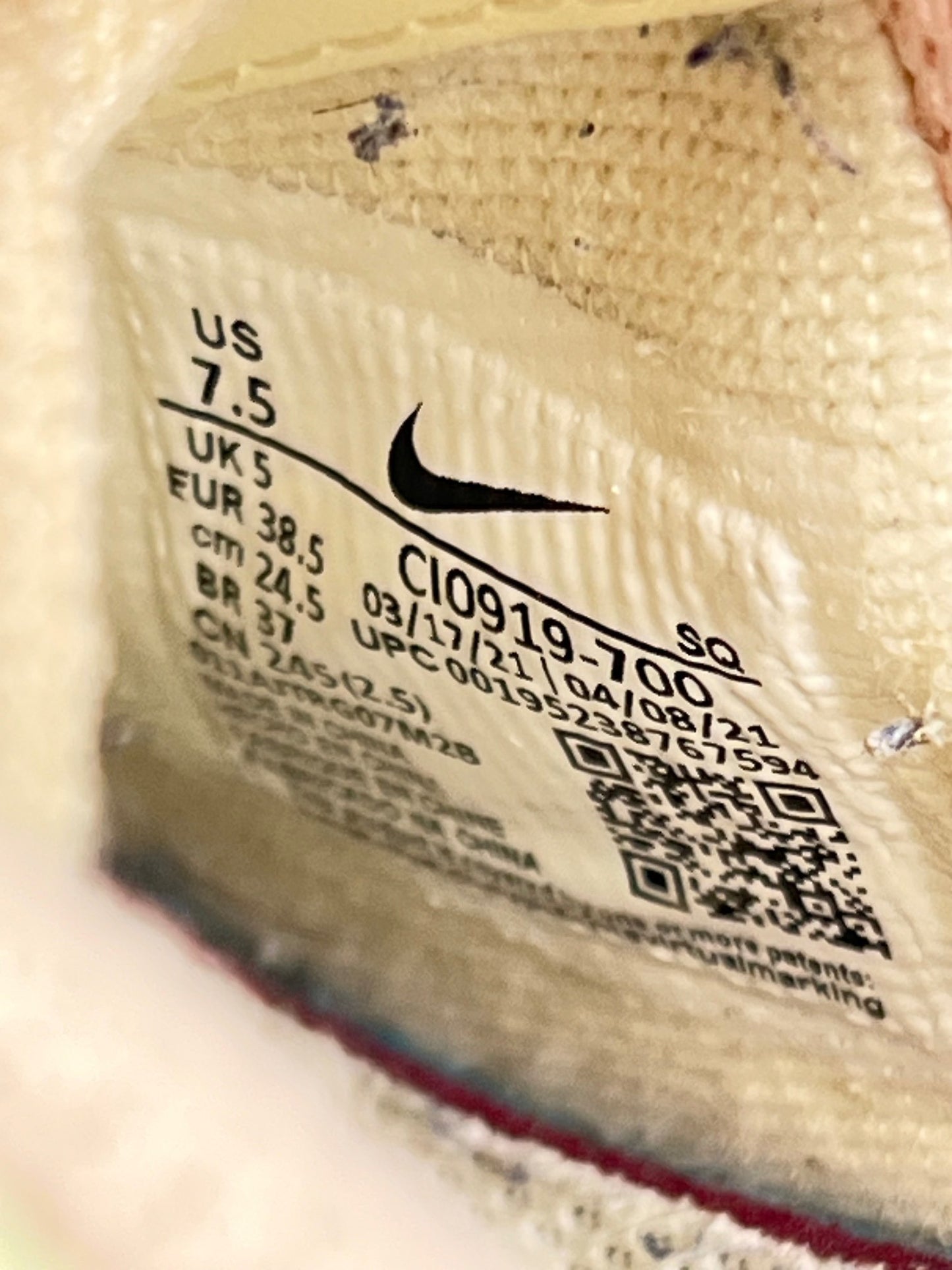 Nike Air Force 1 Low Cashmere — buty sportowe damskie w bardzo dobrym stanie rozmiar 38.5, opcjonalne zdjęcie 1