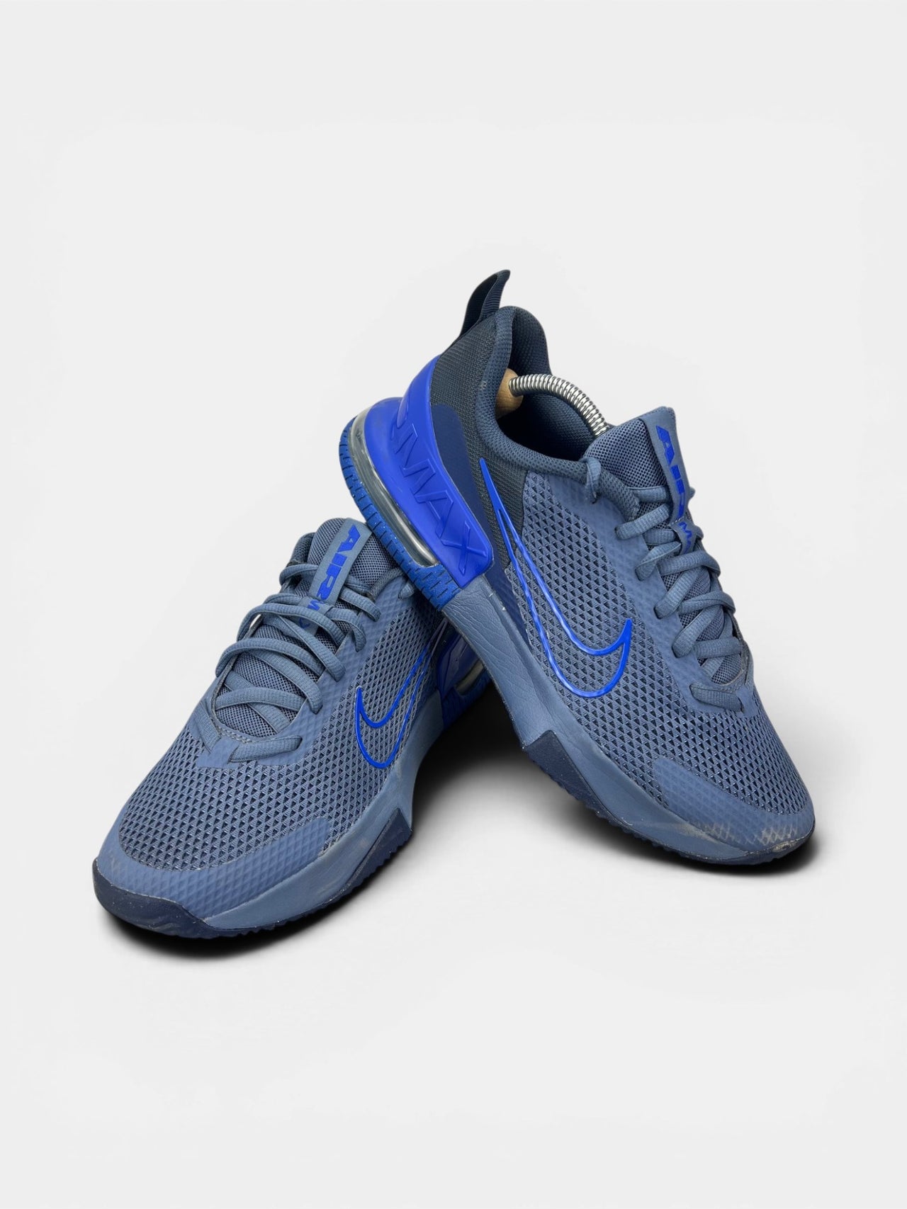 Nike Air Max Alpha Trainer 6 Diffused Blue — buty sportowe męskie w bardzo dobrym stanie rozmiar 44, boczny profil