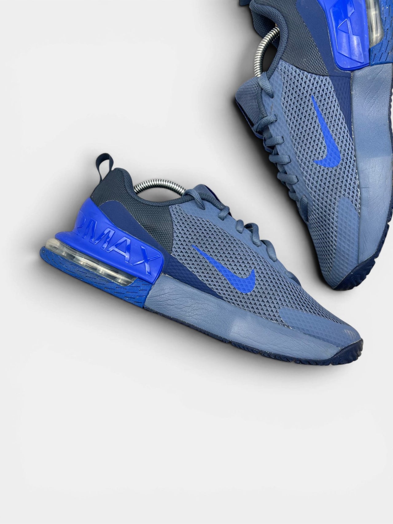 Nike Air Max Alpha Trainer 6 Diffused Blue — buty sportowe męskie w bardzo dobrym stanie rozmiar 44, wewnętrzny panel lewego buta