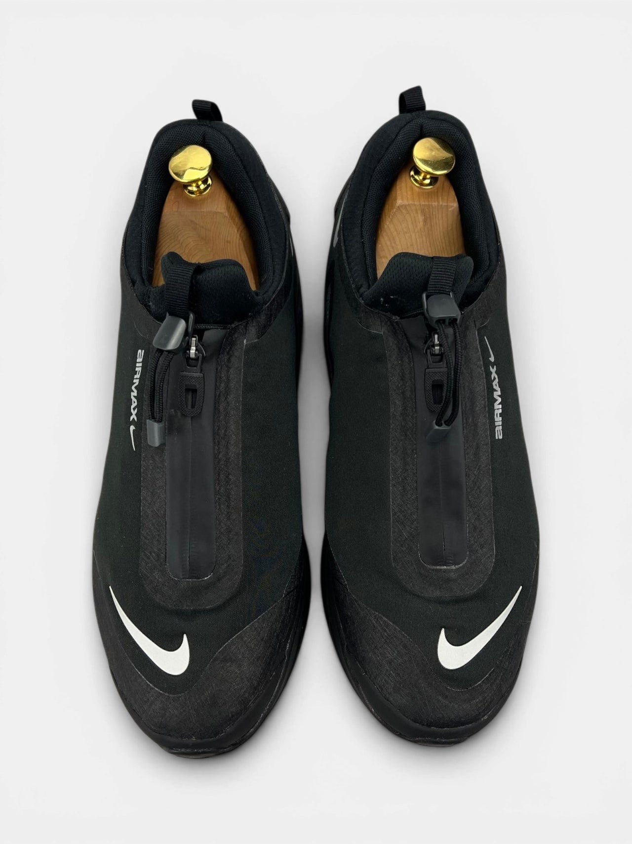 Nike Air Max Dn Roam Triple Black — buty sportowe męskie w bardzo dobrym stanie rozmiar 45, widok z tyłu