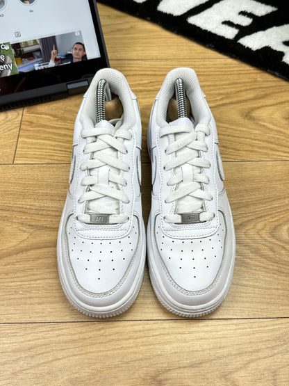 Nike Air Force 1 Low (37.5)
