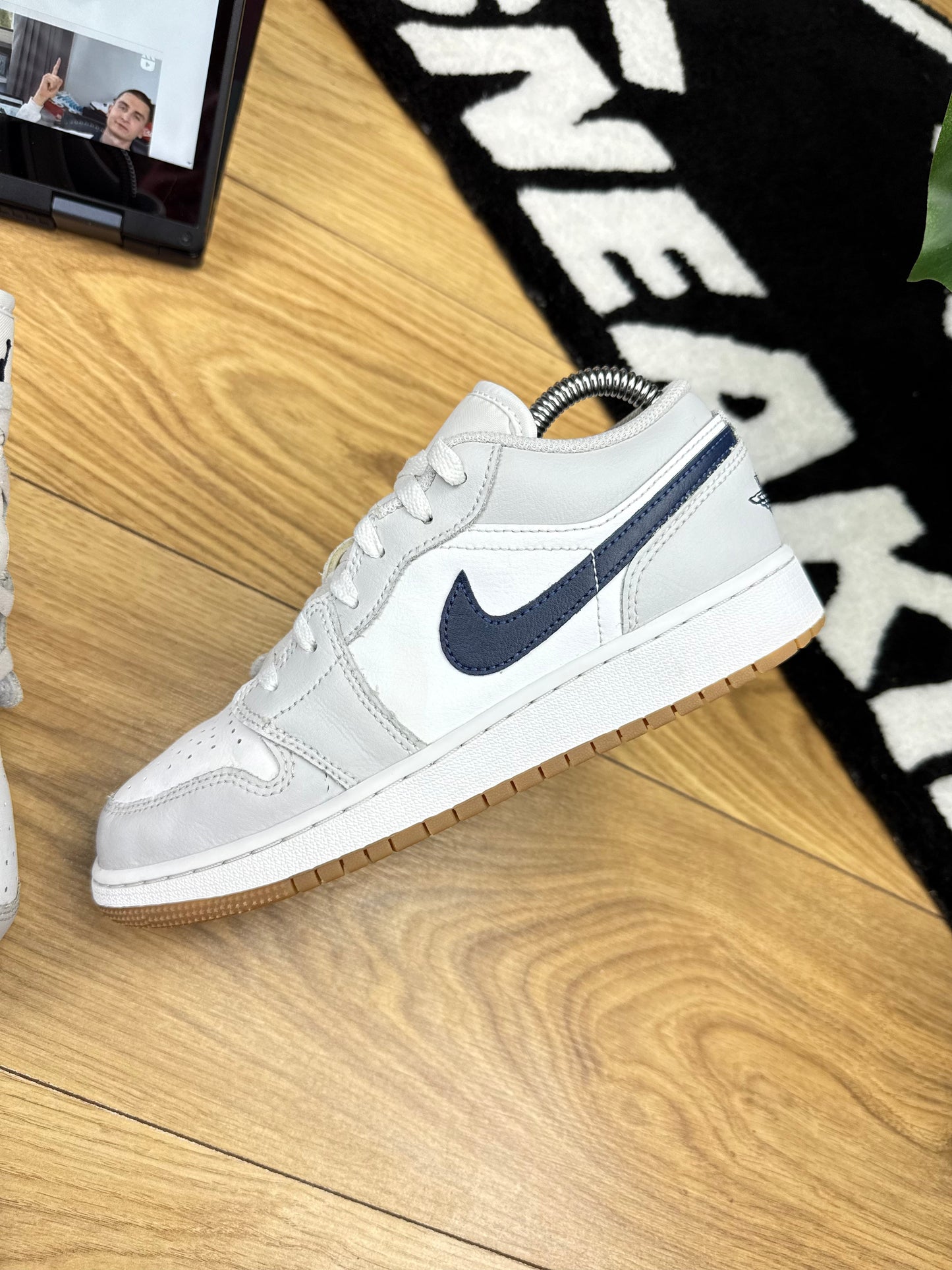 Nike Air Jordan 1 Low (37.5)