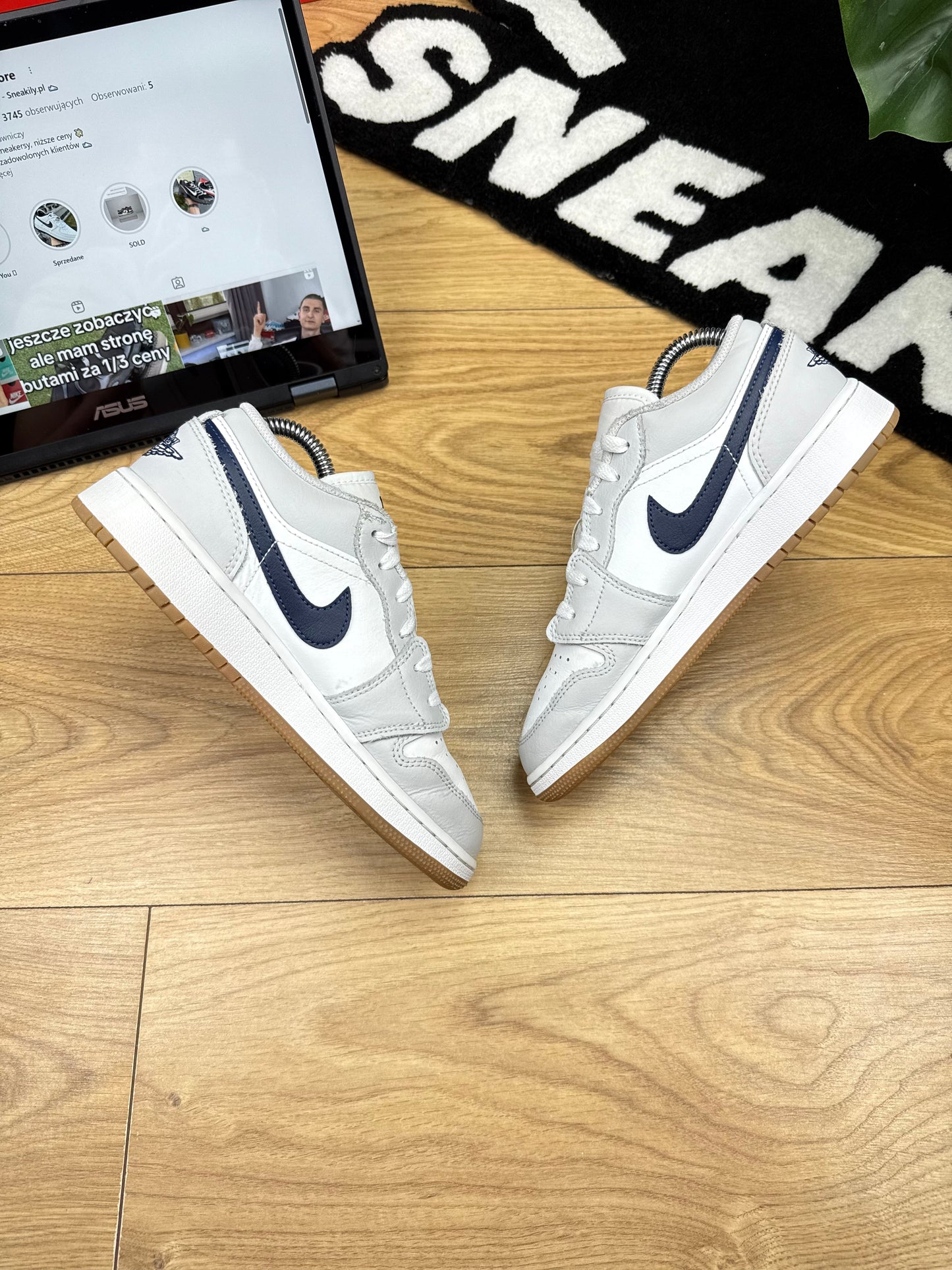 Nike Air Jordan 1 Low (37.5)