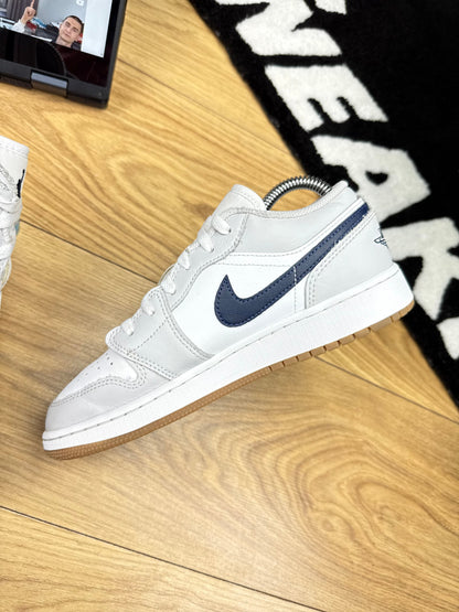 Nike Air Jordan 1 Low (37.5)