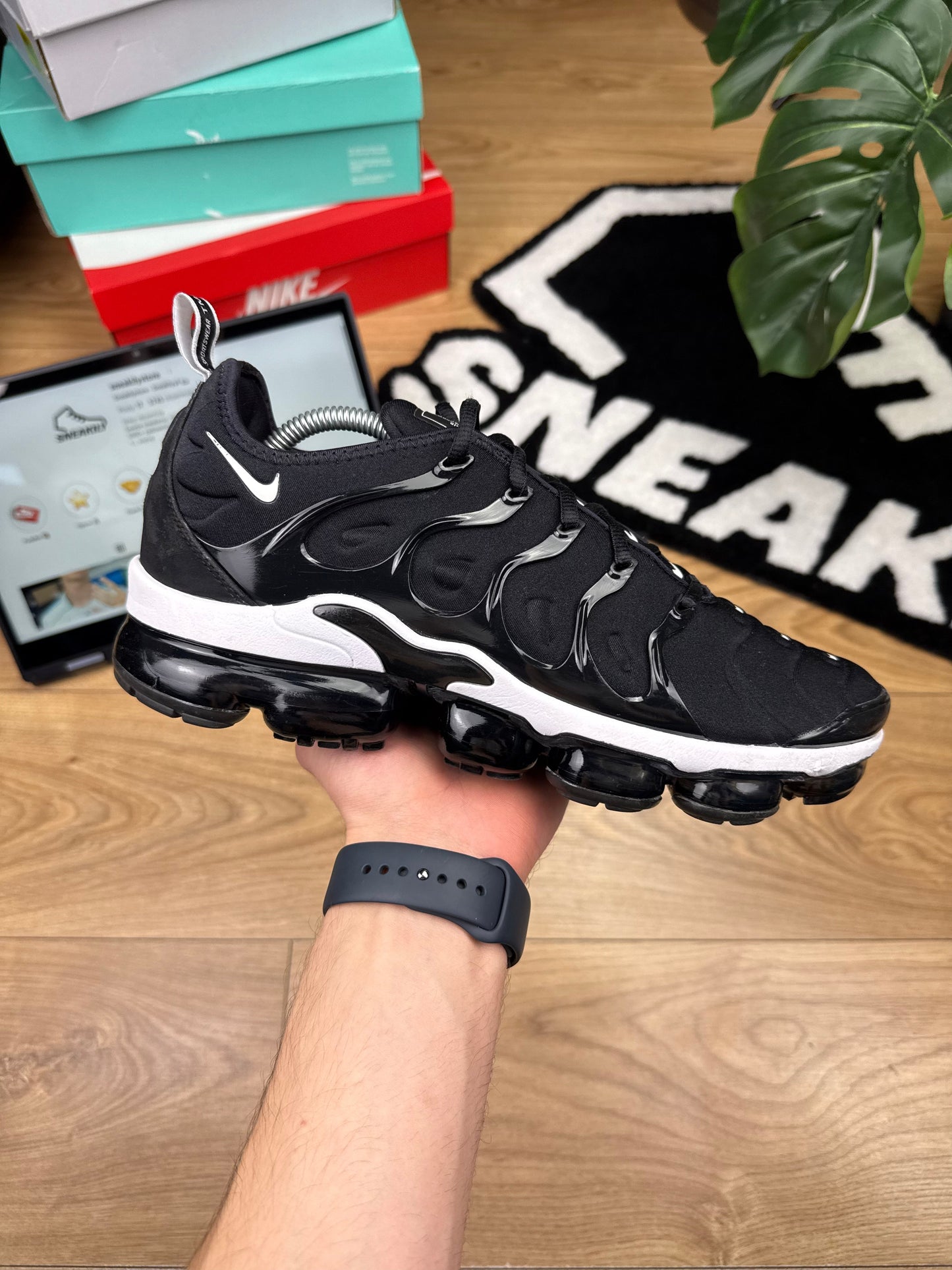 Nike Air Vapormax Plus (44.5)