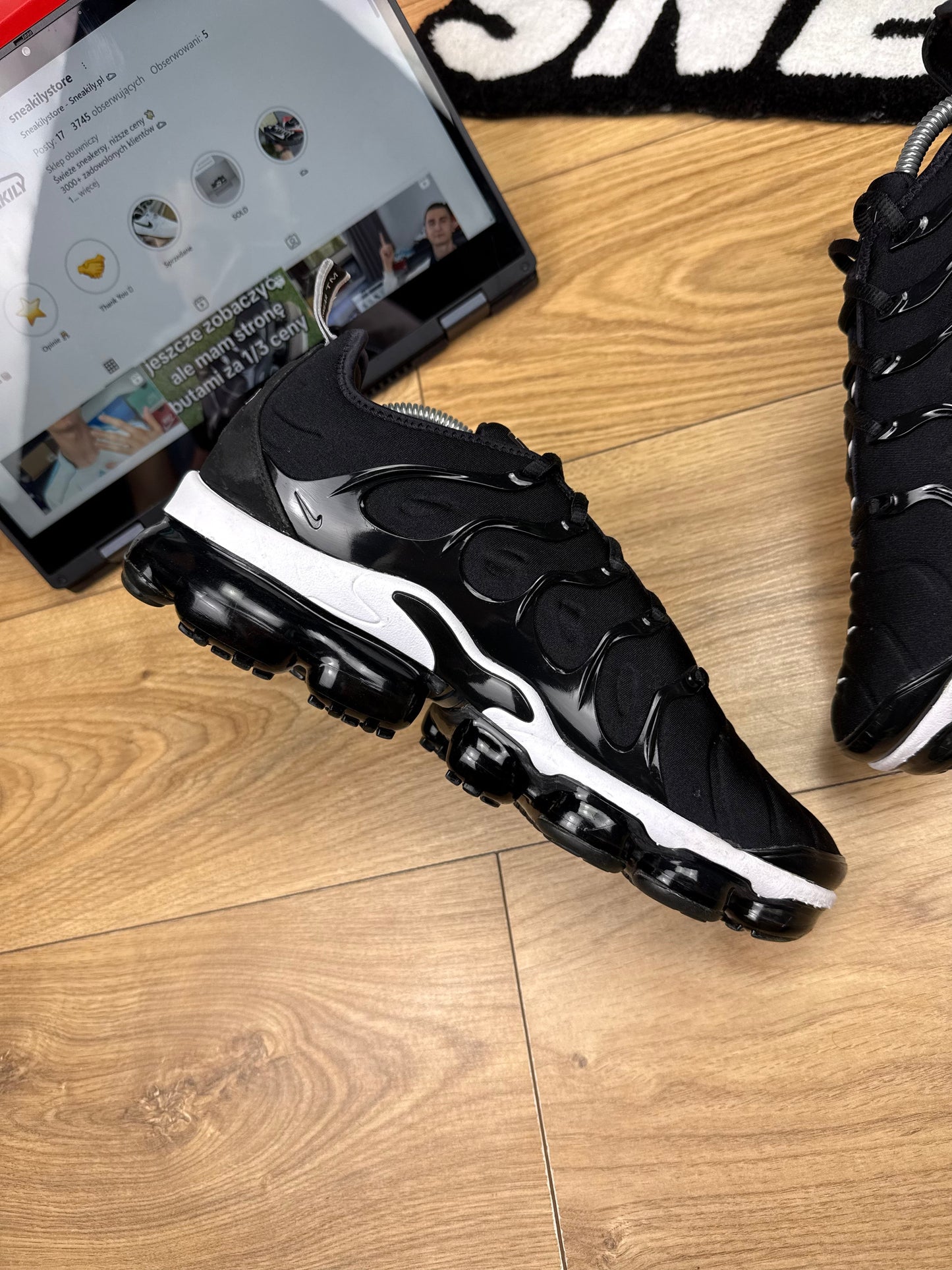 Nike Air Vapormax Plus (44.5)