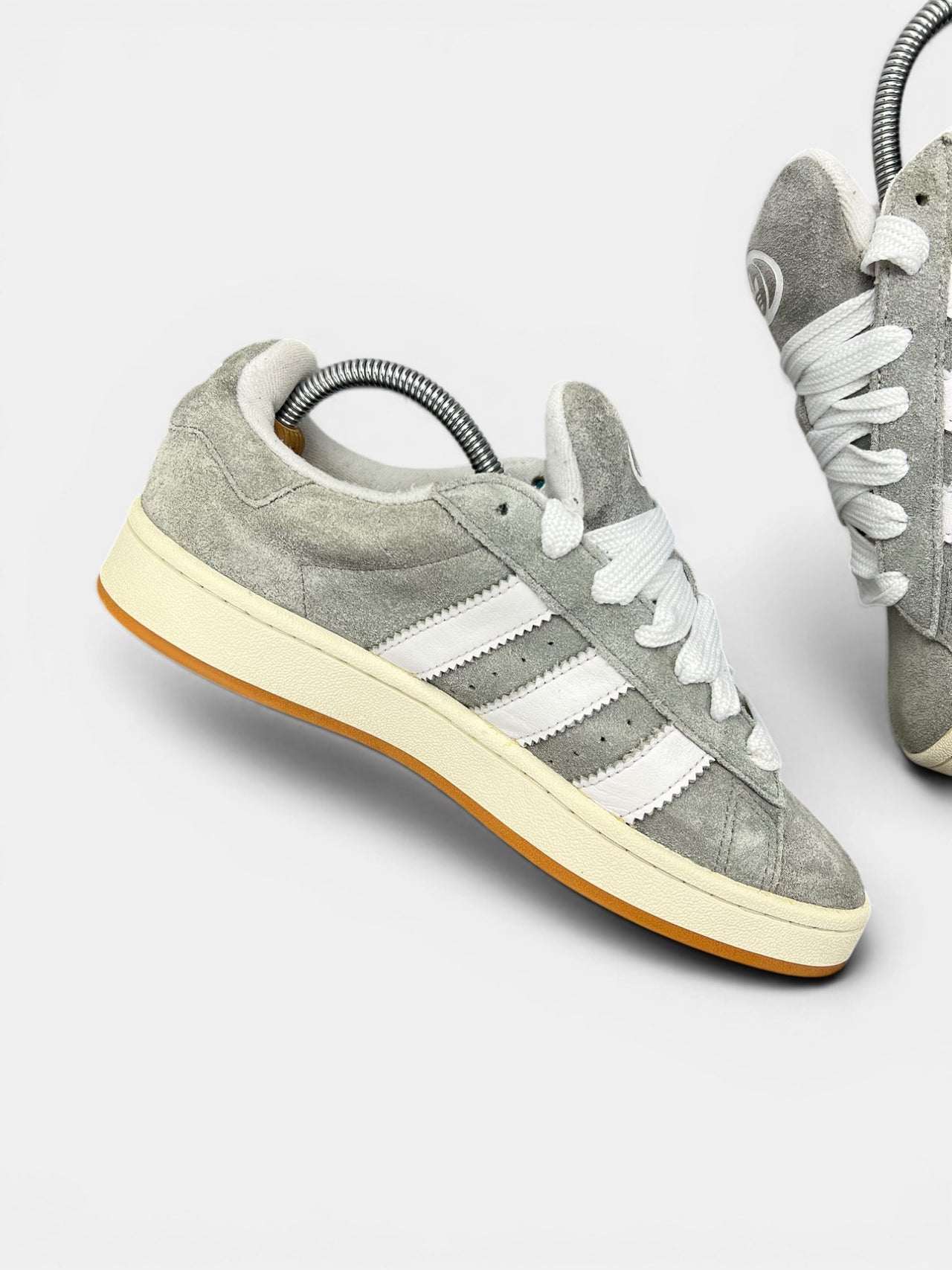 Adidas Campus 00s Grey — buty sportowe męskie w bardzo dobrym stanie rozmiar 41 1/3, wewnętrzny panel lewego buta