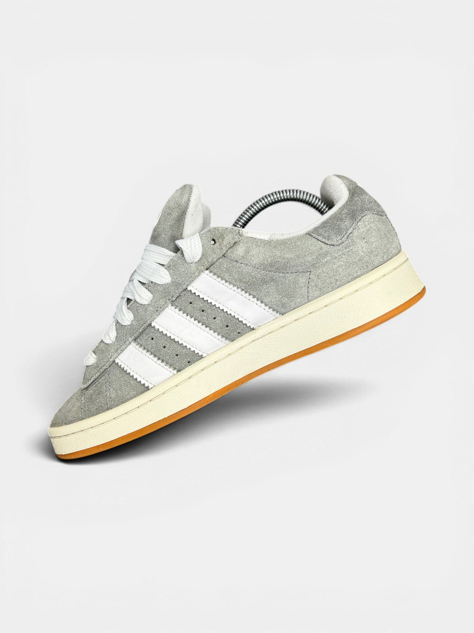 Adidas Campus 00s Grey — buty sportowe męskie w bardzo dobrym stanie rozmiar 41 1/3, wewnętrzny panel prawego buta