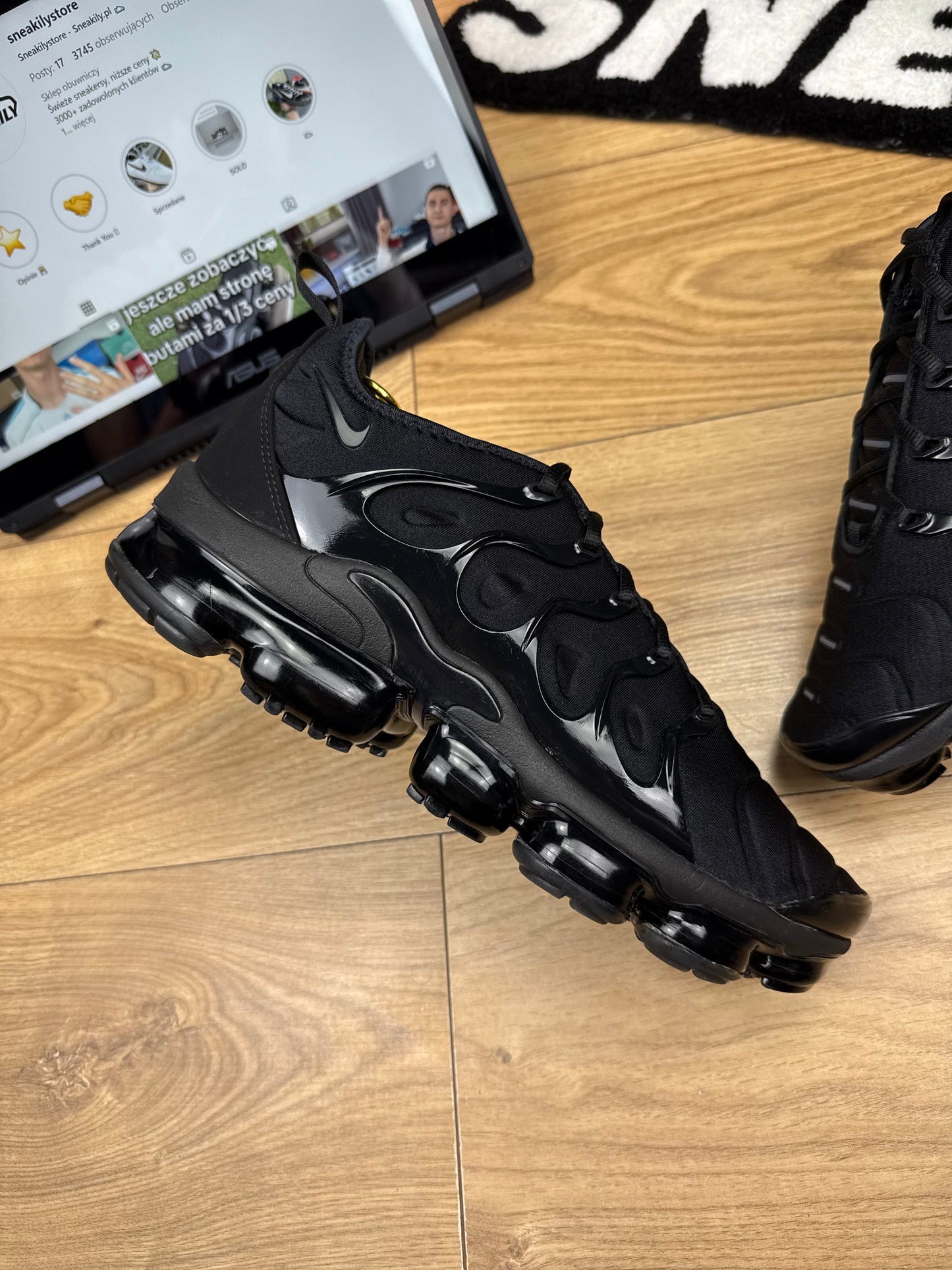 Nike Air Vapormax Plus (44)