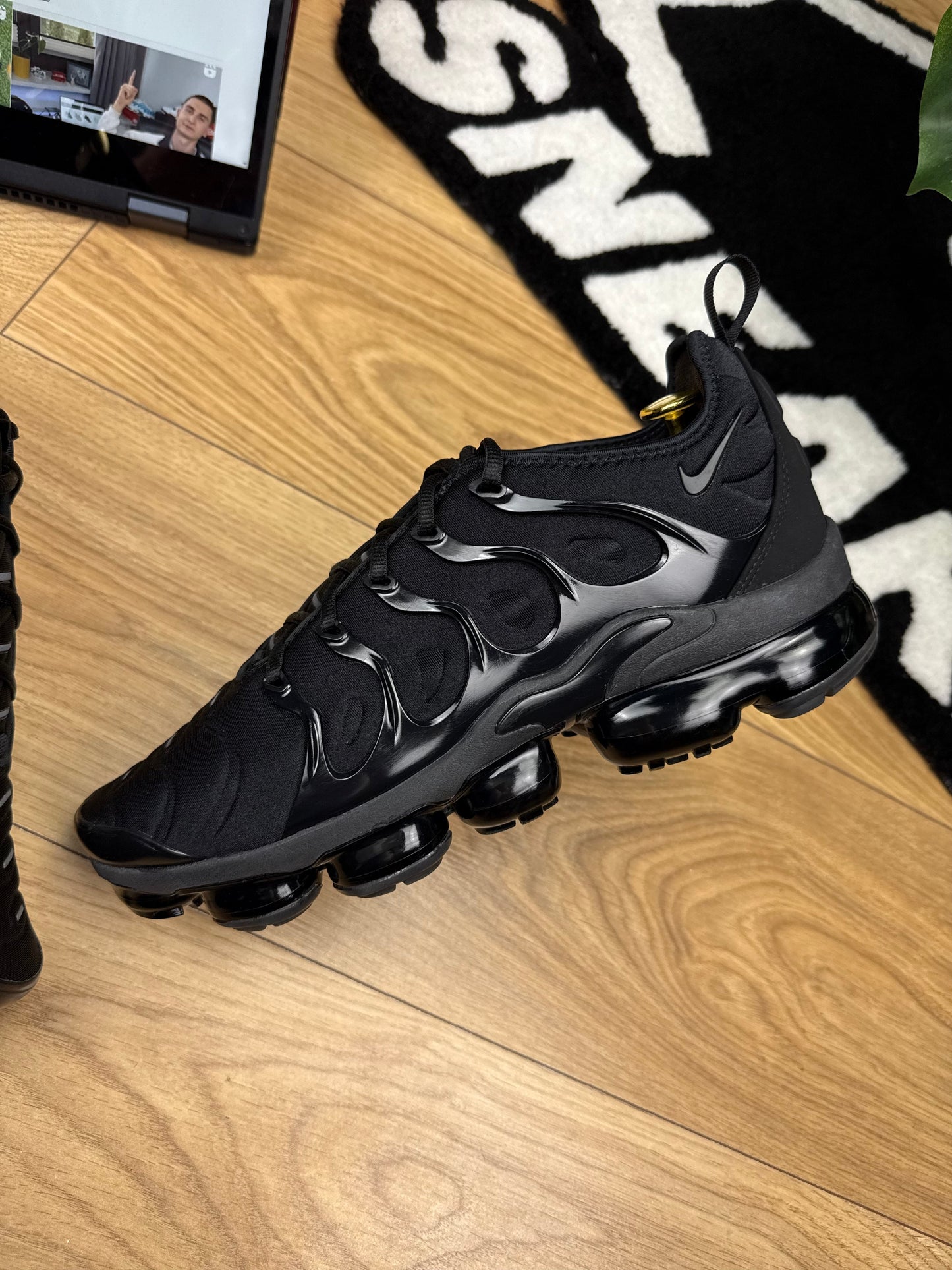 Nike Air Vapormax Plus (44)