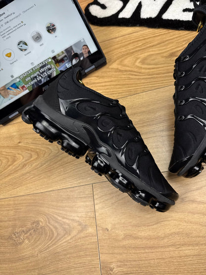 Nike Air Vapormax Plus (44)