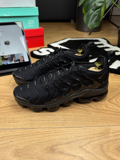 Nike Air Vapormax Plus (44)