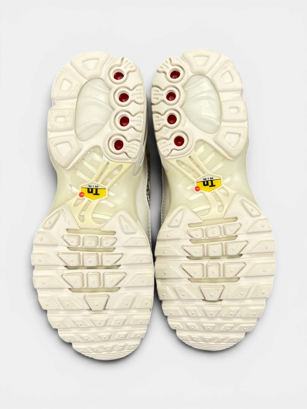 Nike Air Max Plus — buty sportowe damskie nowe rozmiar 35.5, podeszwa