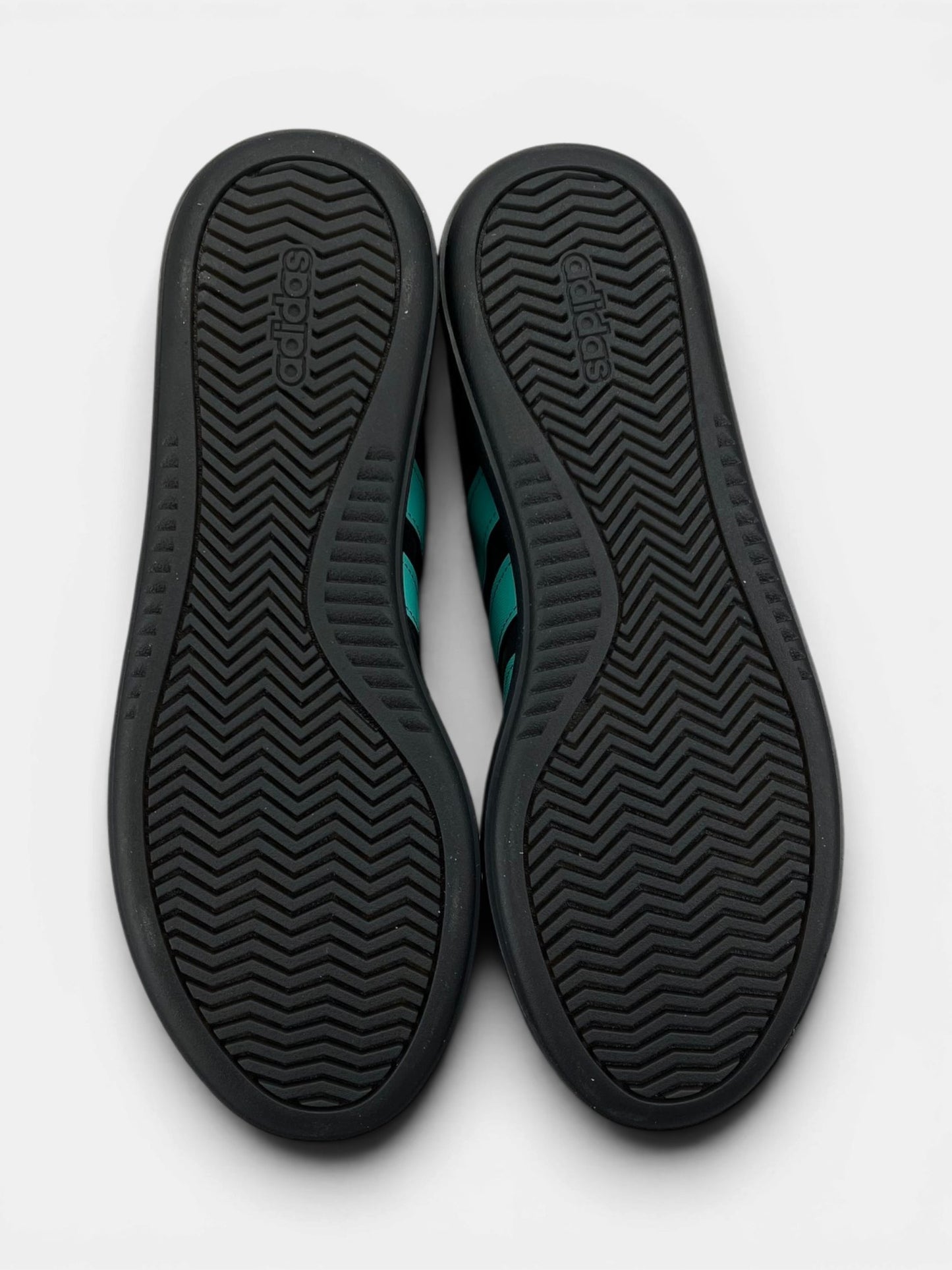 Adidas Decode Mercedes - AMG Petronas Formula One Team Barreda Decode — buty sportowe męskie nowe rozmiar 42 2/3, podeszwa