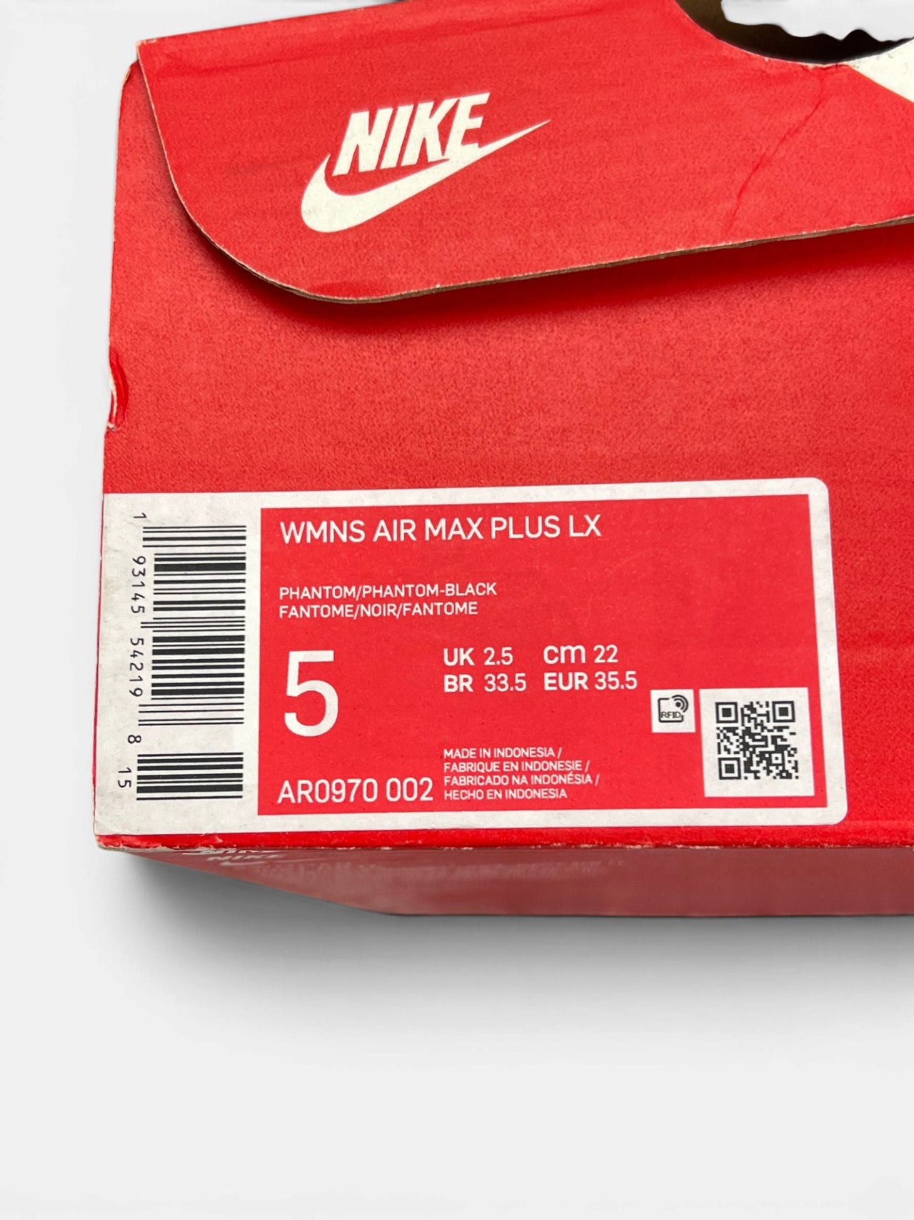 Nike Air Max Plus — buty sportowe damskie nowe rozmiar 35.5, para butów, widok z boku na tle studyjnym