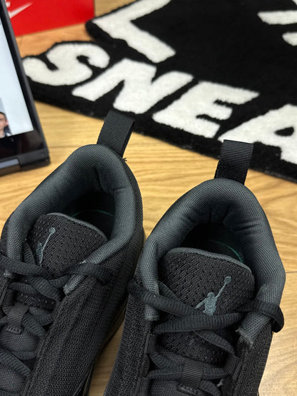 Nike Air Jordan Max Aura 6 (44)