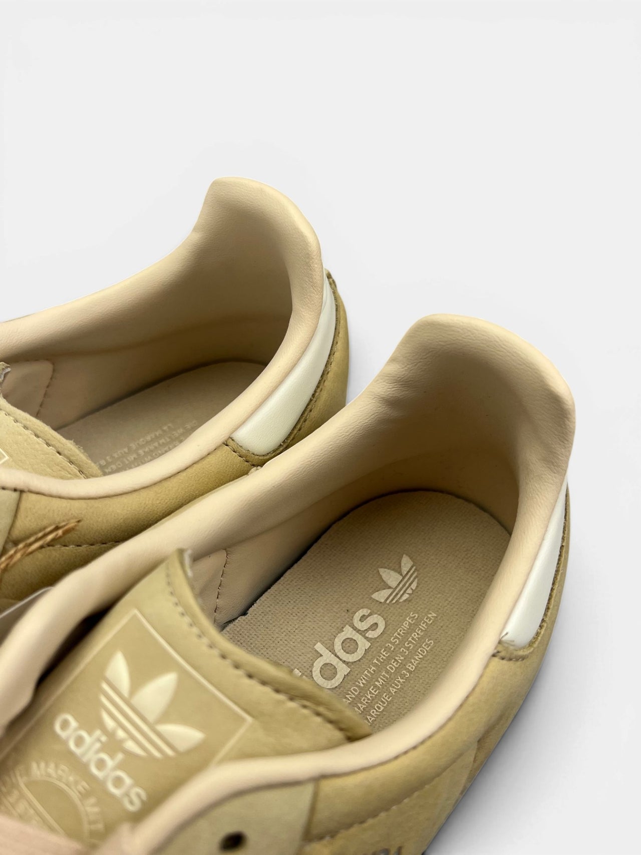 Adidas Samba Sand Strata — buty sportowe męskie nowe rozmiar 42, podeszwa