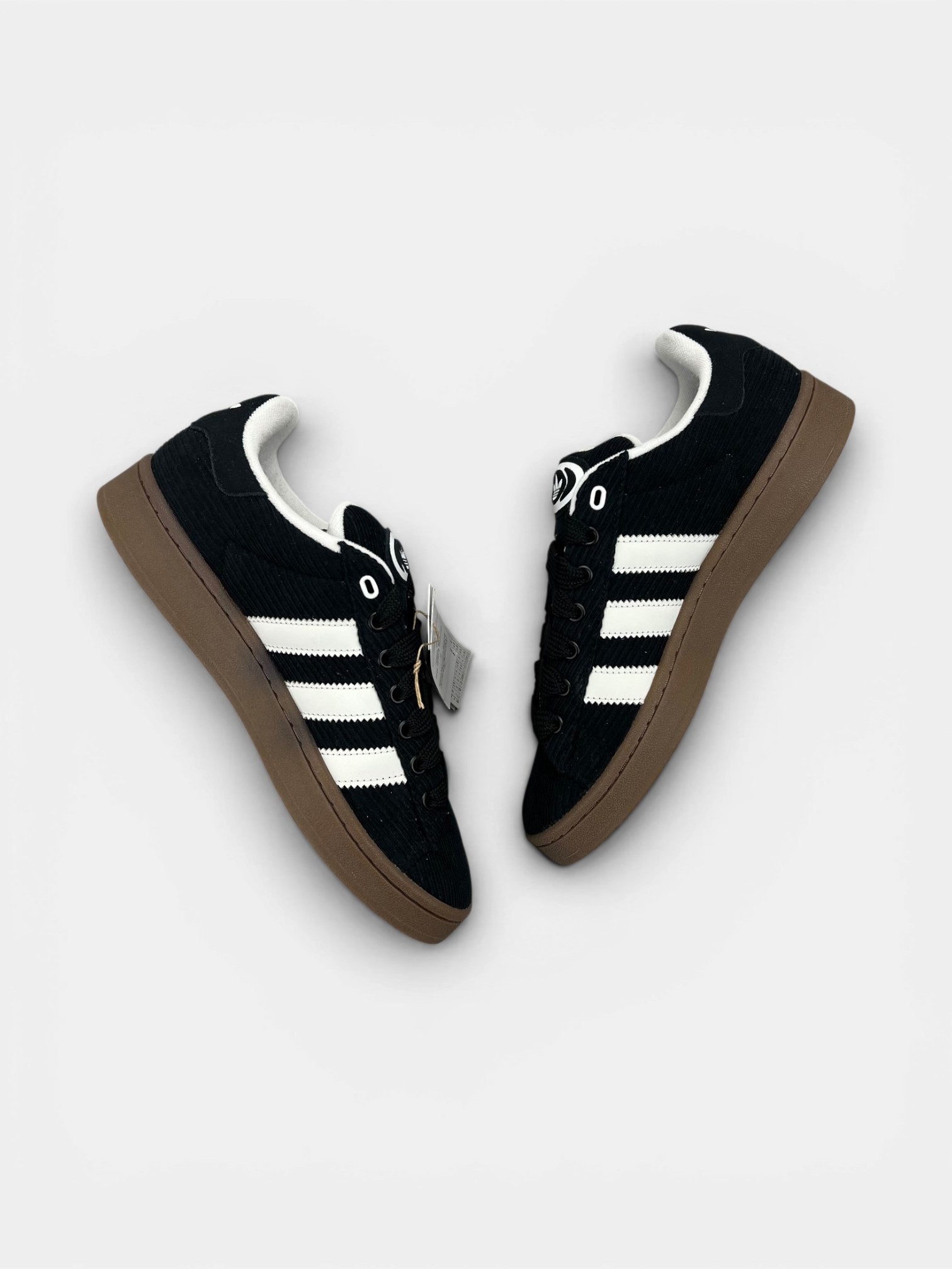 Adidas Campus 00s — buty sportowe męskie nowe rozmiar 43 1/3, widok z góry na wewnętrzną stronę butów