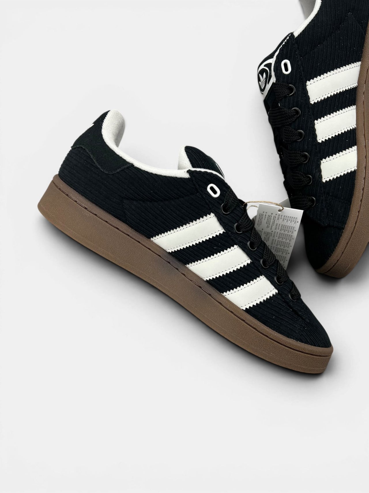 Adidas Campus 00s — buty sportowe męskie nowe rozmiar 43 1/3, wewnętrzny panel lewego buta