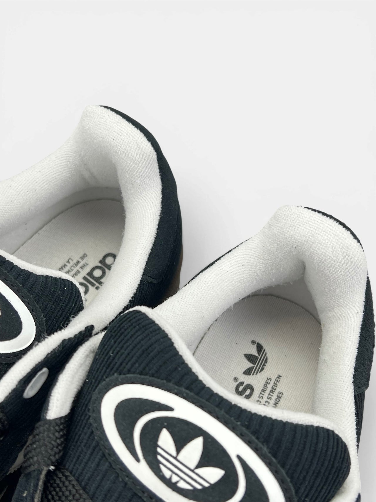 Adidas Campus 00s — buty sportowe męskie nowe rozmiar 43 1/3, zapiętki butów