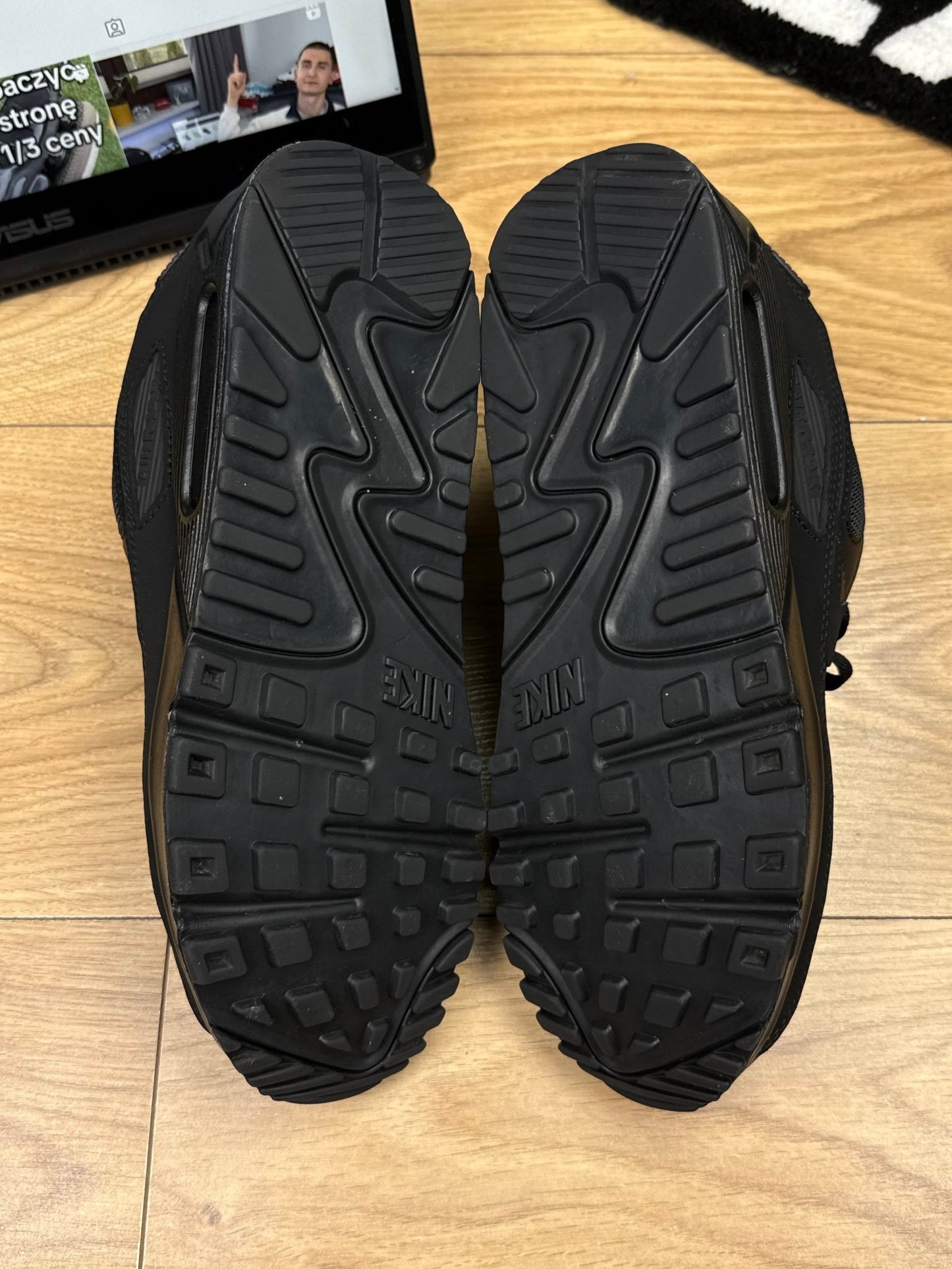 Nike Air Max 90 (42.5)