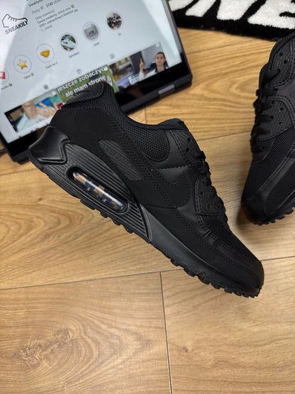 Nike Air Max 90 (42.5)