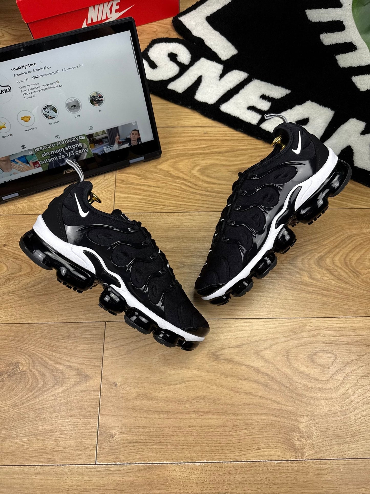 Nike Air Vapormax Plus (42)