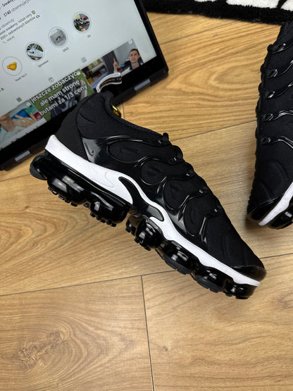 Nike Air Vapormax Plus (42)