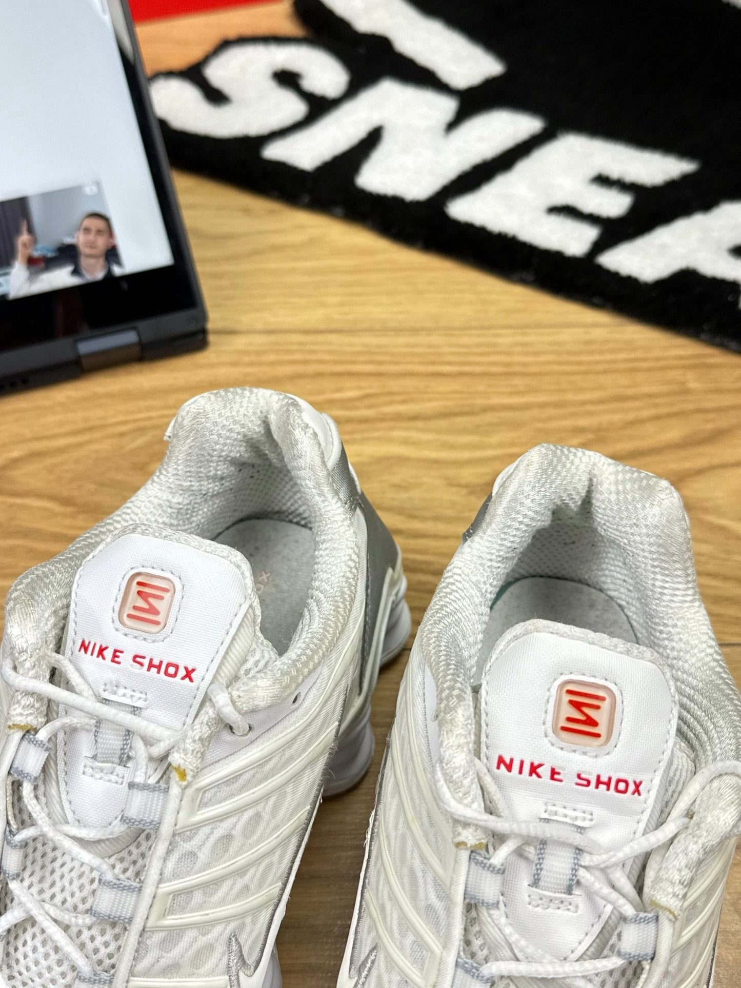Nike Shox TL Triple White — buty sportowe męskie w dobrym stanie rozmiar 44, opcjonalne zdjęcie 1