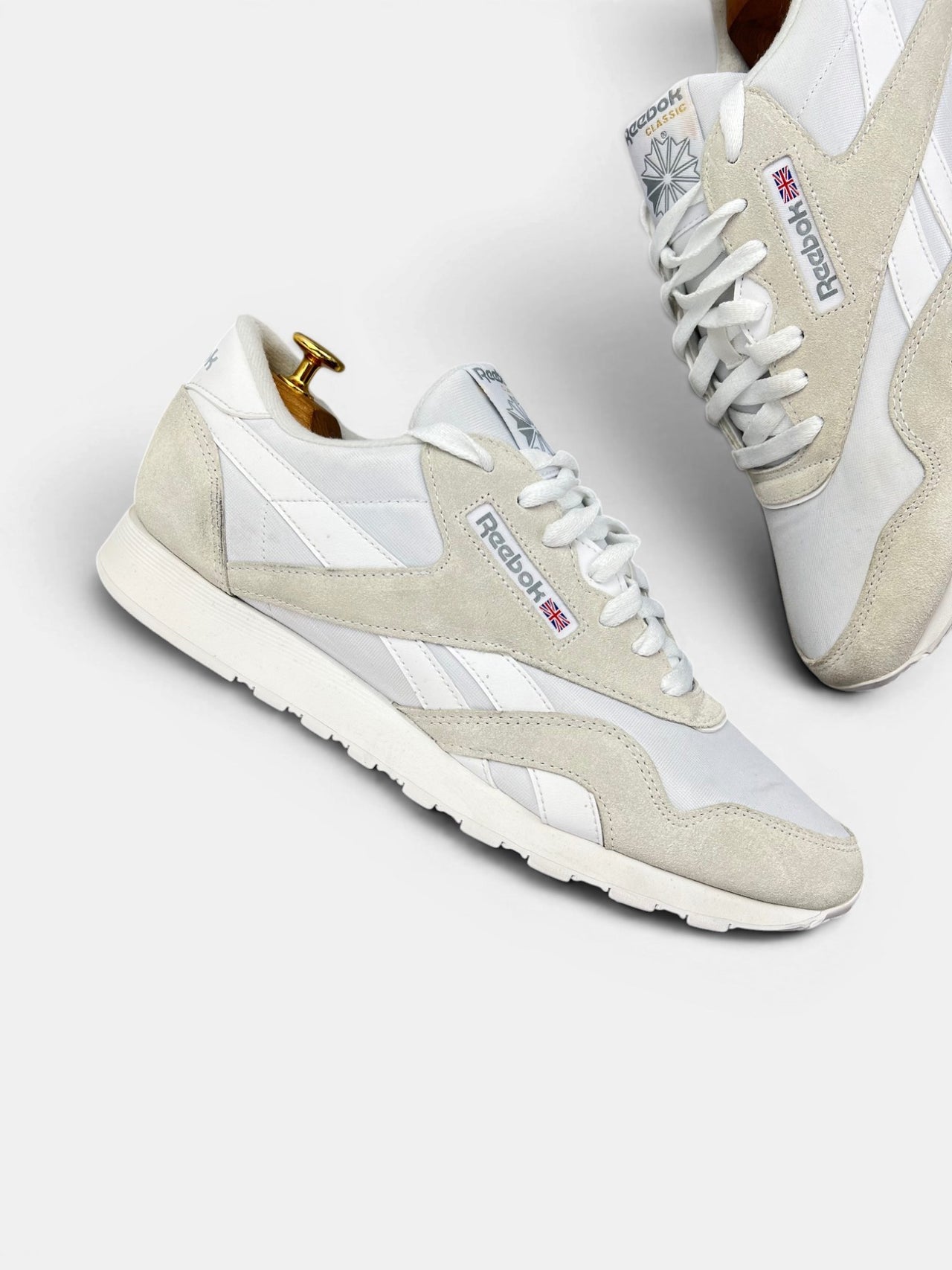 Reebok Club C Revenge — buty sportowe męskie w bardzo dobrym stanie rozmiar 45, zewnętrzny panel prawego buta