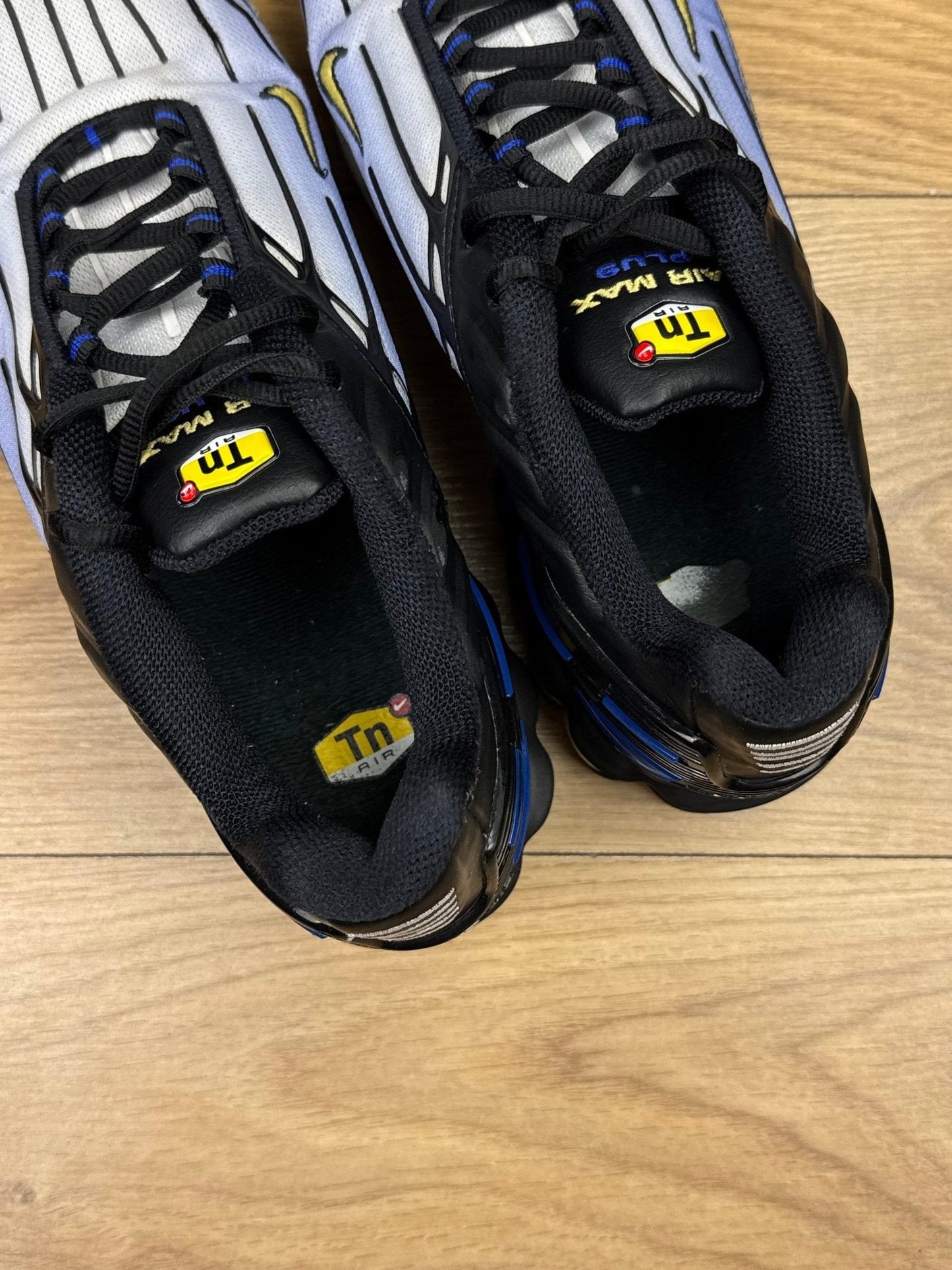 Nike Air Max Plus III Hyper Blue — buty sportowe męskie w bardzo dobrym stanie rozmiar 44.5, widok z boku