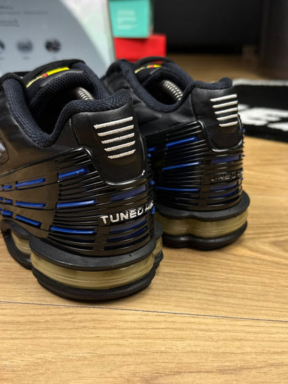 Nike Air Max Plus III Hyper Blue — buty sportowe męskie w bardzo dobrym stanie rozmiar 44.5, zapiętki butów