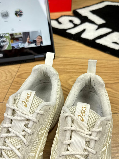 Asics Gel 1090 v2 — buty sportowe męskie w bardzo dobrym stanie rozmiar 39.5, widok z boku