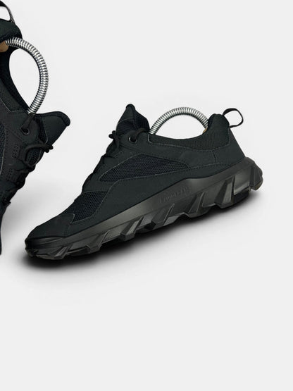 Ecco MX — buty sportowe damskie w bardzo dobrym stanie rozmiar 39, wewnętrzny panel prawego buta