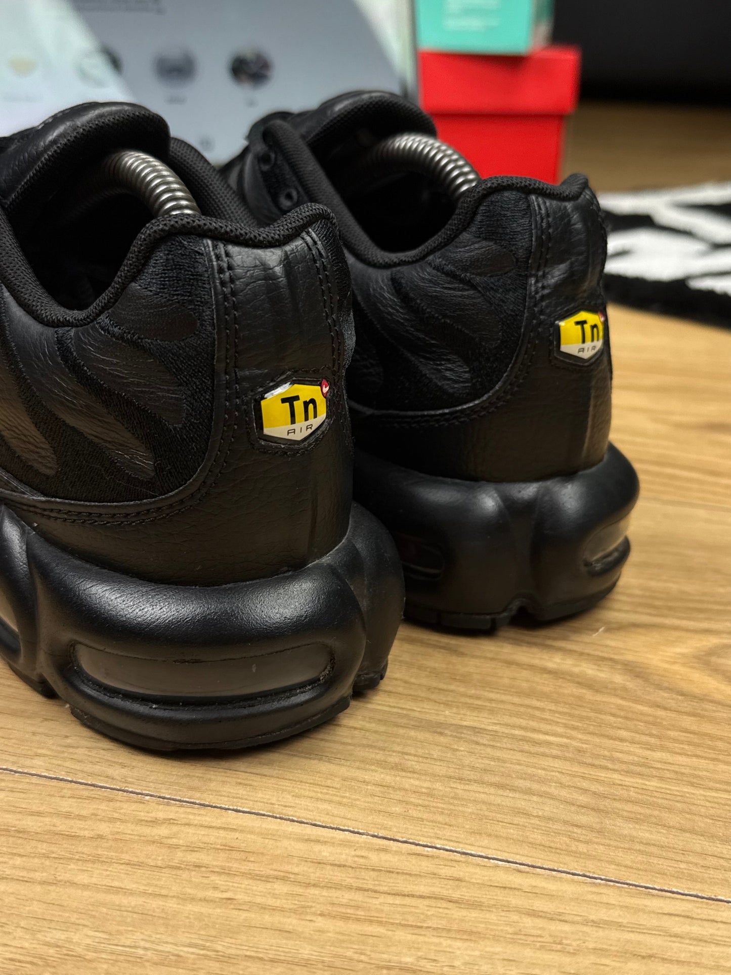 Nike Air Max Plus (42.5)